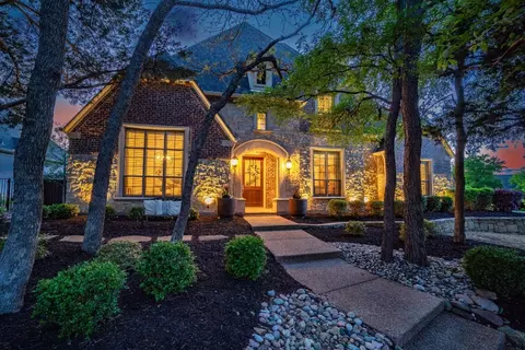 4921 Kingswood Dr, Flower Mound, TX 75028