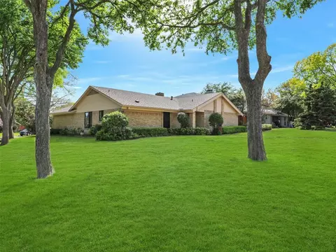 1414 Jennifer St, Richardson, TX 75082