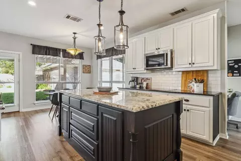Kitchen - 516 Eagle Trl, Keller, TX 76248 photo 2 of 3