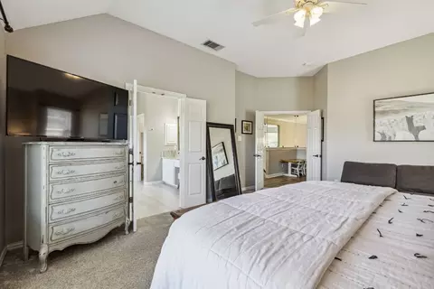Bedroom - 516 Eagle Trl, Keller, TX 76248 photo 7 of 7
