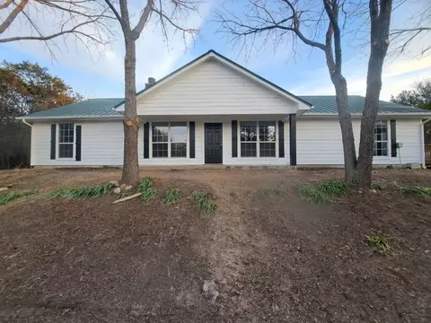 1480 Compass Way, Bluff Dale, TX 76433