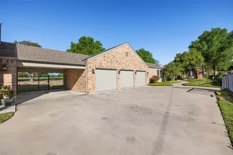 4400 Westridge Ave, Fort Worth, TX 76116