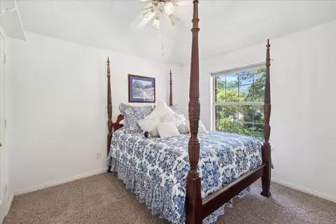 Bedroom - 912 Mill Trl, Coppell, TX 75019 photo 3 of 4