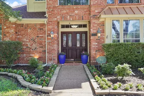 Exterior - 912 Mill Trl, Coppell, TX 75019 photo 2 of 6