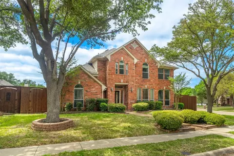 6877 Bushnell Dr, Plano, TX 75024