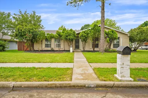 2600 Laurel Ln, Plano, TX 75074