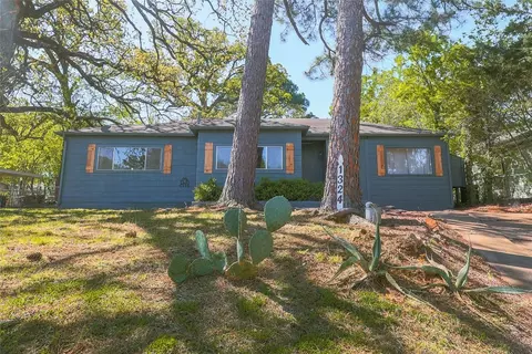 1324 W Nelson St, Denison, TX 75020
