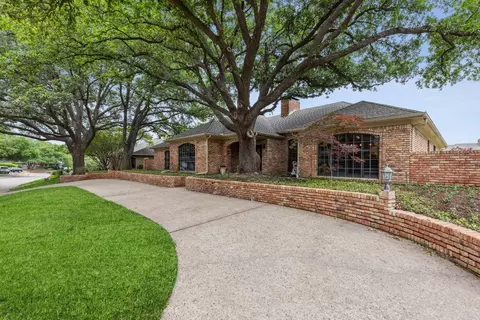 6210 Warm Mist Ln, Dallas, TX 75248