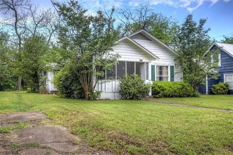 312 Moore St S, Sulphur Springs, TX 75482