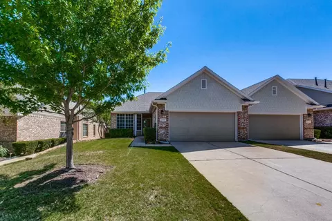 3108 Apple Tree Dr, Plano, TX 75093