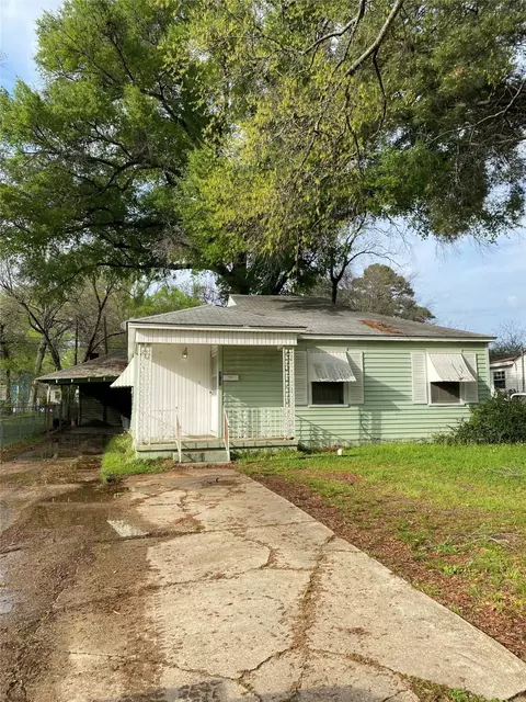 2722 Hillcrest St, Shreveport, LA 71108