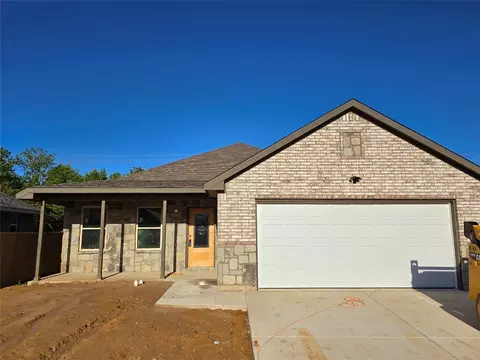 1313 Oak Vly, Denton, TX 76209