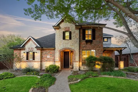 8004 Brentwick Cir, Plano, TX 75024