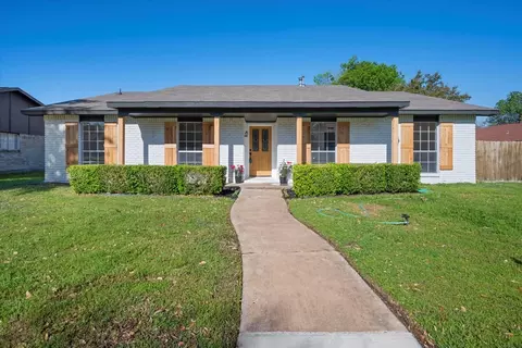 5701 Darby Ln, The Colony, TX 75056