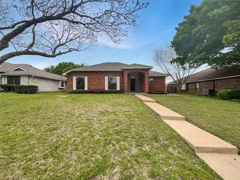 2615 Primrose Ln, Rowlett, TX 75089