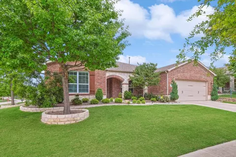 2082 Hacienda Heights Ln, Frisco, TX 75036