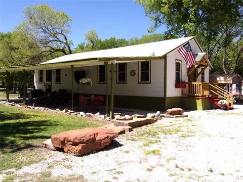 503 N Lookout St, San Saba, TX 76877