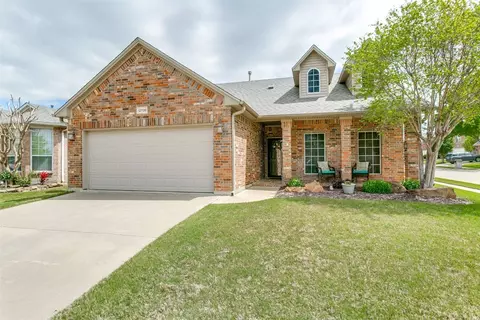 12700 Chattaroy Ln, Fort Worth, TX 76244