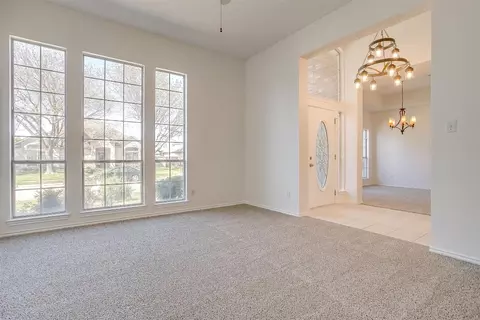Living - 8314 Circleview St, Rowlett, TX 75088 photo 2 of 5