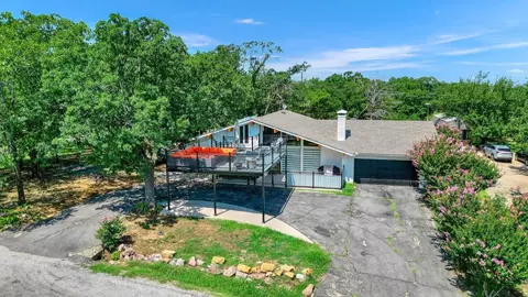 89 Whispering Rd, Pottsboro, TX 75076