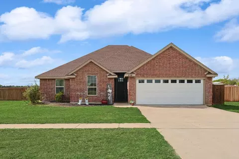 538 Crow Rd, Whitesboro, TX 76273