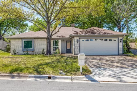 1624 Terrace St, Arlington, TX 76012