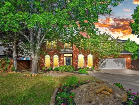 2721 Brookwood Dr, Flower Mound, TX 75028