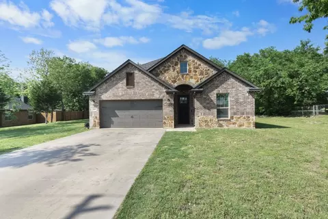 203 Newton St, Valley View, TX 76272