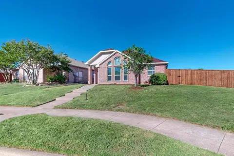 1859 S Edmonds Ln, Lewisville, TX 75067