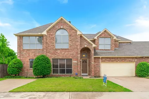2014 Baird Hollow Ln, Arlington, TX 76011