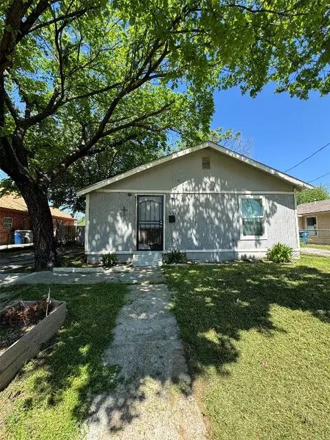 2723 Rochester St, Dallas, TX 75215