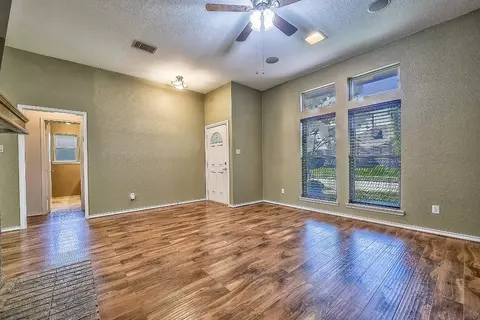 2014 Hearthside Ln, Garland, TX 75044