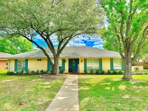 513 Northridge St, Denton, TX 76201