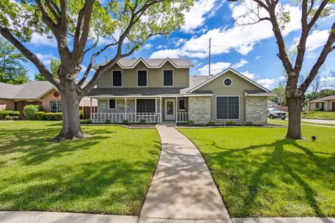 569 Calvert Ct, Lewisville, TX 75067
