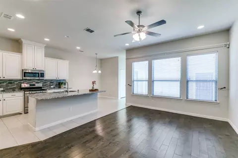 735 Emily Ln, Richardson, TX 75081