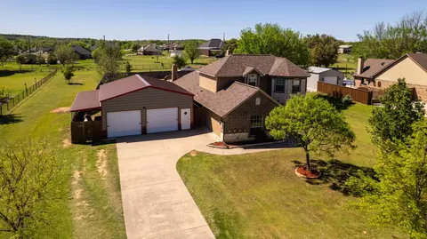 120 Walton Ln, Springtown, TX 76082