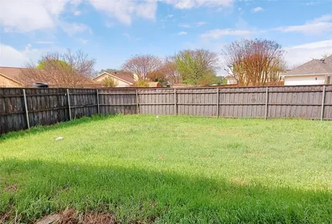 925 Brookhaven Dr, Lancaster, TX 75134 photo 7