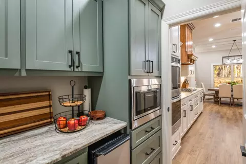 Kitchen - 125 W Liberty Rd, Harleton, TX 75651 photo 5 of 7