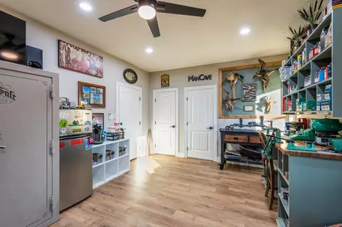 Kitchen - 125 W Liberty Rd, Harleton, TX 75651 photo 6 of 7