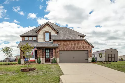 211 Meadow Crossing Dr, Mckinney, TX 75071