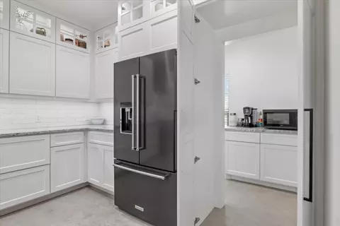 Kitchen - 1290 Cr 4040, Ector, TX 75439 photo 5 of 5