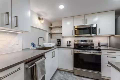 7175 Fair Oaks Ave #54, Dallas, TX 75231