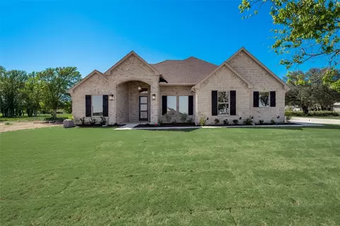 1017 Uplift Dr, Weatherford, TX 76087