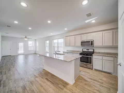 Kitchen - 1704 Wayne Ln, Celina, TX 75009 photo 1 of 6