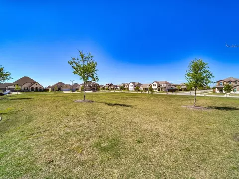 Exterior - 1704 Wayne Ln, Celina, TX 75009 photo 7 of 9