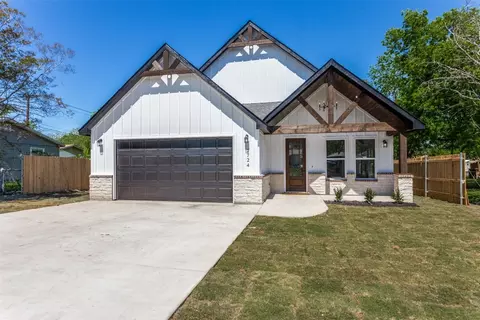 7724 Tacoma Dr, White Settlement, TX 76108