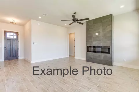 Living - 7005 Ranch Vw, Springtown, TX 76082 photo 3 of 4