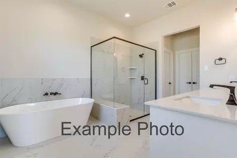 Bath - 7005 Ranch Vw, Springtown, TX 76082 photo 5 of 5
