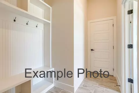 Entry Way - 7005 Ranch Vw, Springtown, TX 76082 photo 2 of 2