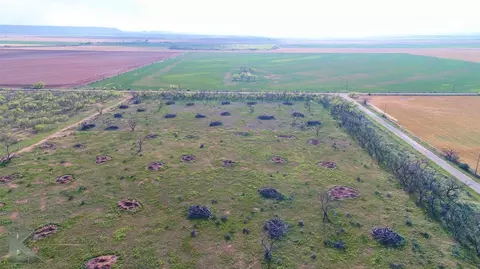 832 Cr 107, Trent, TX 79561